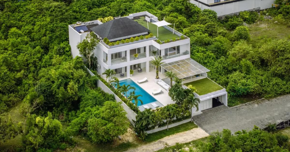 Photo of LUXURY 4 BED MELASTI BEACH UNGASAN VILLA in Kabupaten Badung