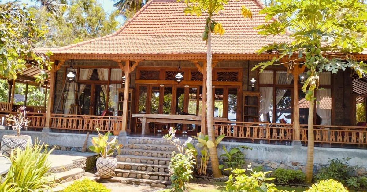 Photo of Absolute Oceanfront Jembrana 2BR 2bath Freehold Joglo for Sale Melaya Beach West Bali