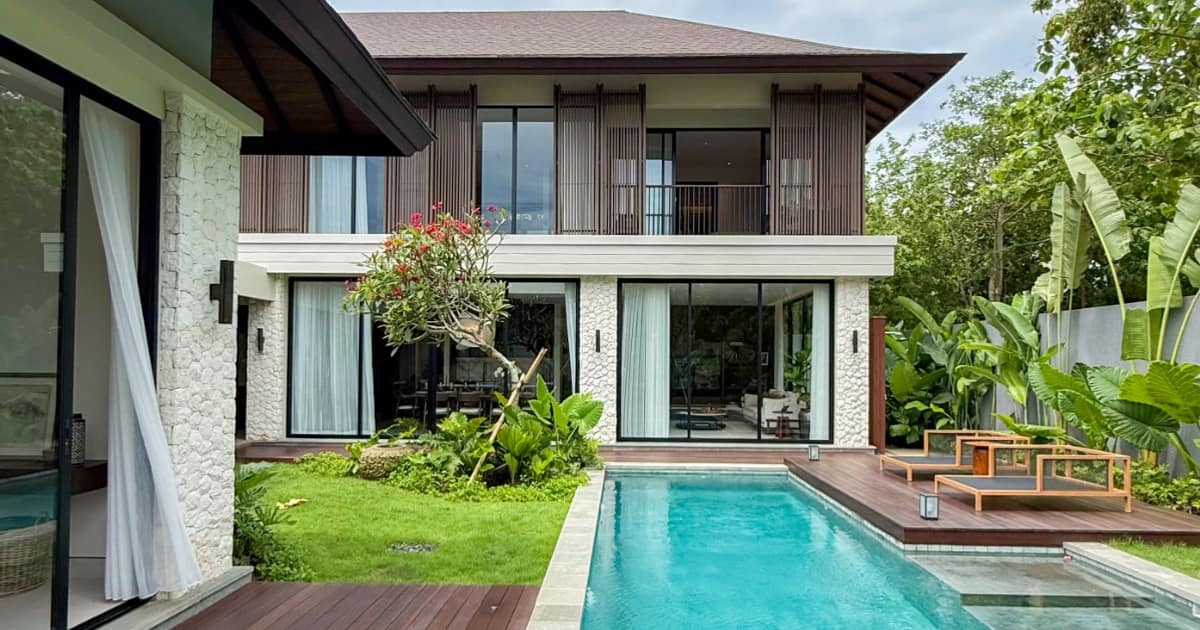Photo of Luxury Modern Tropical Villa In Jimbaran