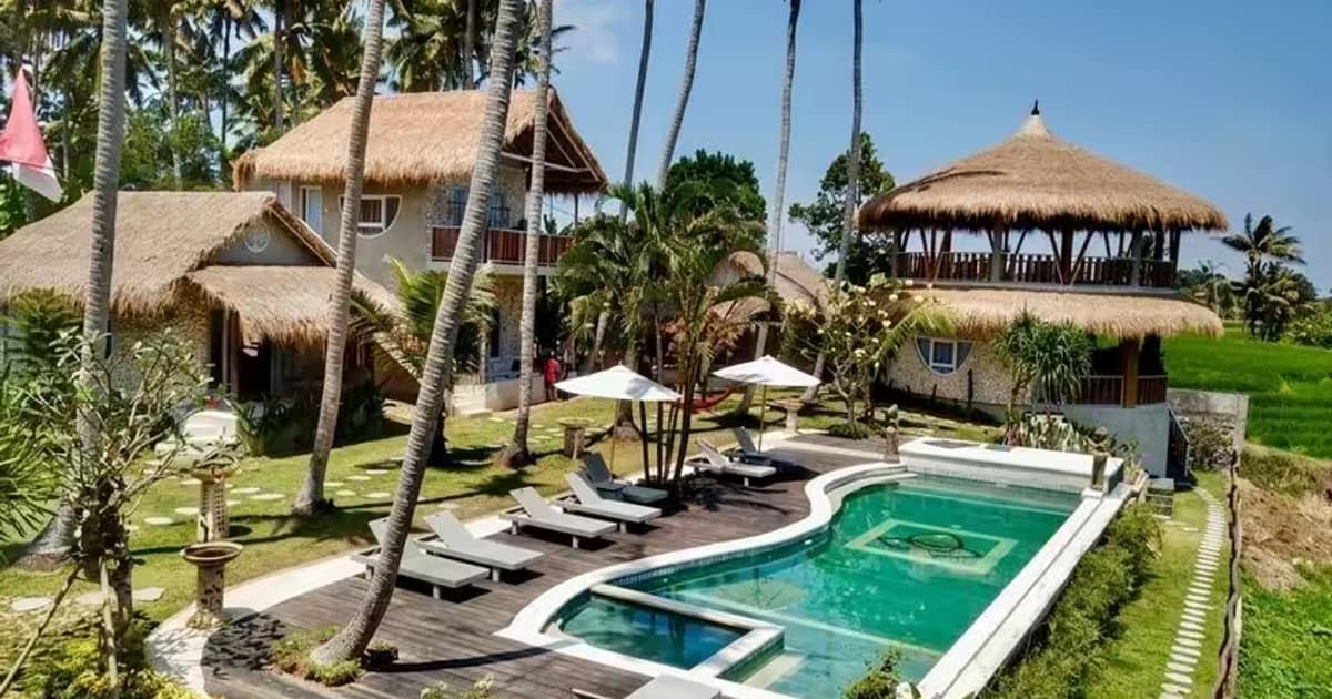 Photo of 10 Bedroom Tropical Boutique Resort Ricefields View for Sale Leasehold in Tanah Lot in Tanah Lot