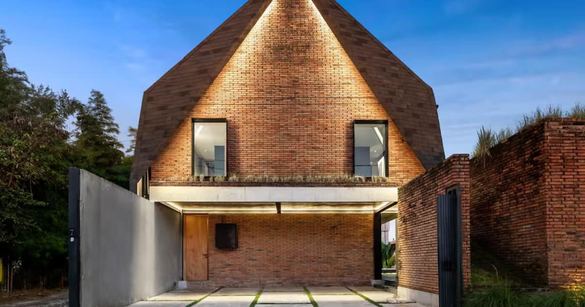 Photo of Luxury Industrial Villa in Umalas